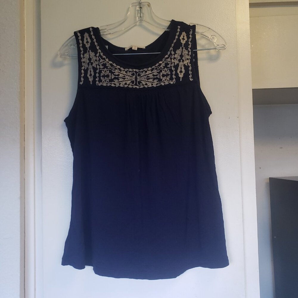 Skies are blue Blue and Cream Top Size SP